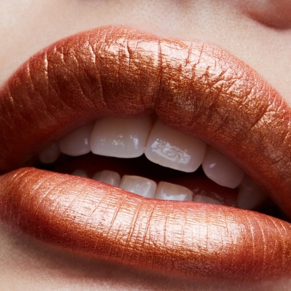 Mac Cosmetics Frost Lipstick | Bronze Shimmer | Brand New in Box | Authentic - Picture 3 of 15